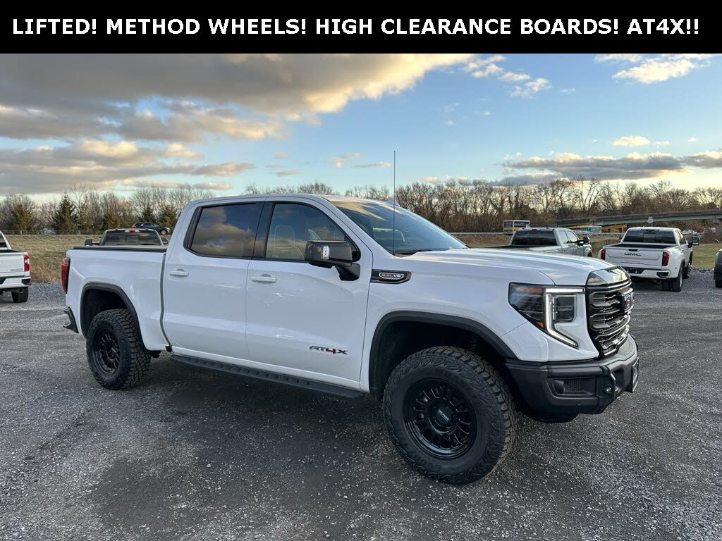 2024 GMC Sierra 1500 AT4X Crew Cab 4WD