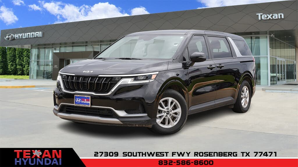 2024 Kia Carnival LX FWD