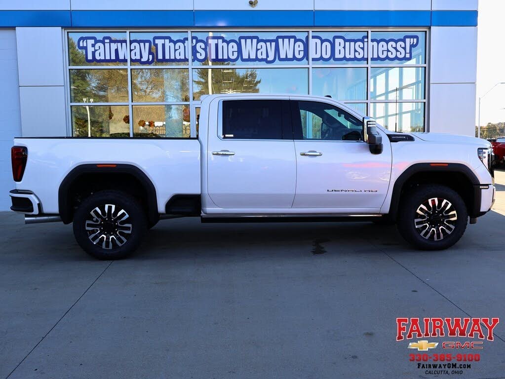 2025 GMC Sierra 2500HD Denali Ultimate Crew Cab 4WD