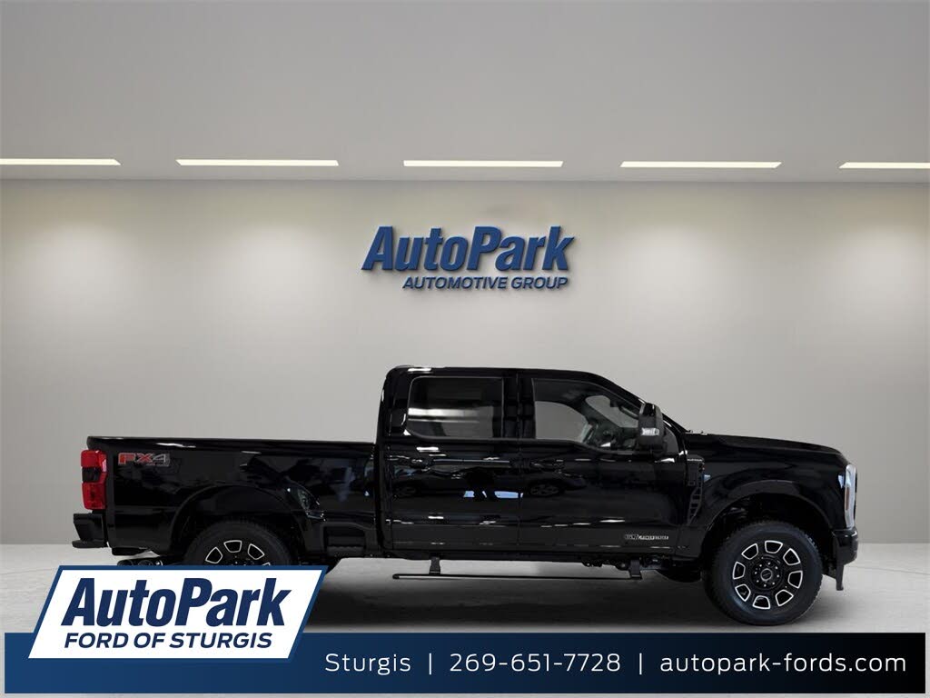2026 Ford F-250 Super Duty Platinum Crew Cab 4WD