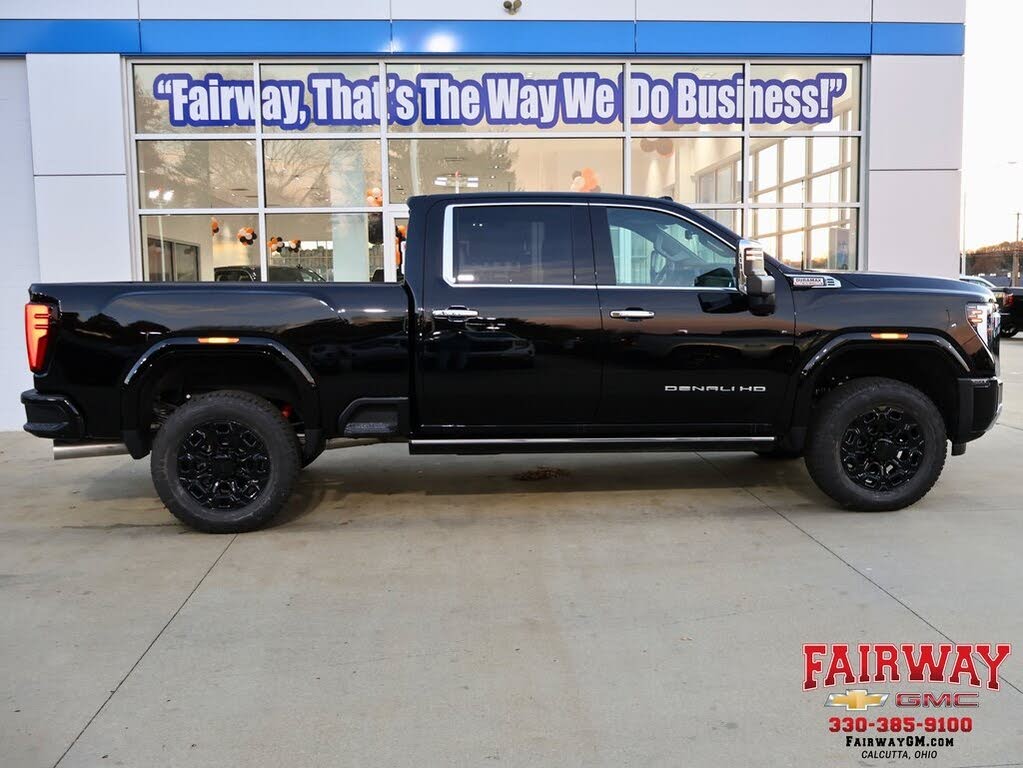 2026 GMC Sierra 3500HD Denali Crew Cab 4WD