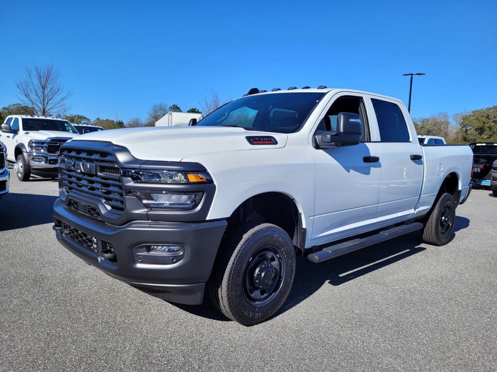 2026 RAM 2500 Tradesman Crew Cab 4WD