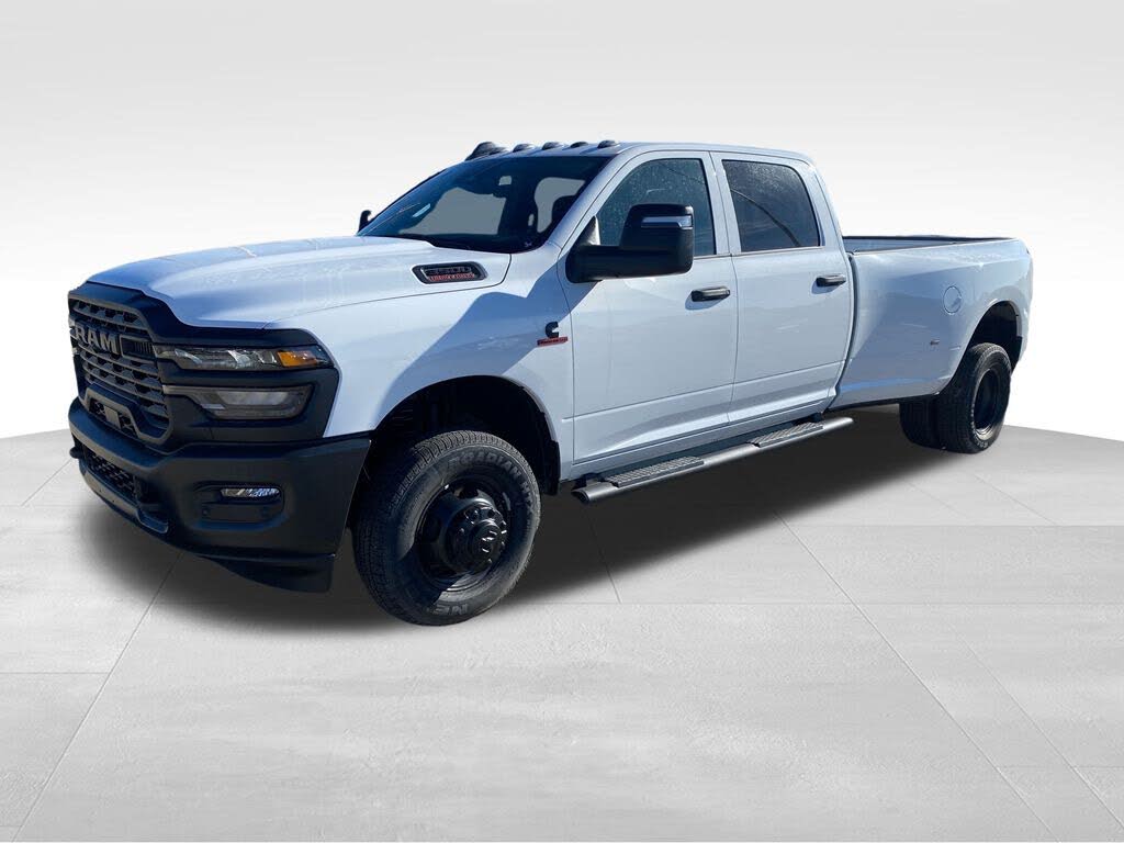 2026 RAM 3500 Tradesman Crew Cab LB DRW 4WD