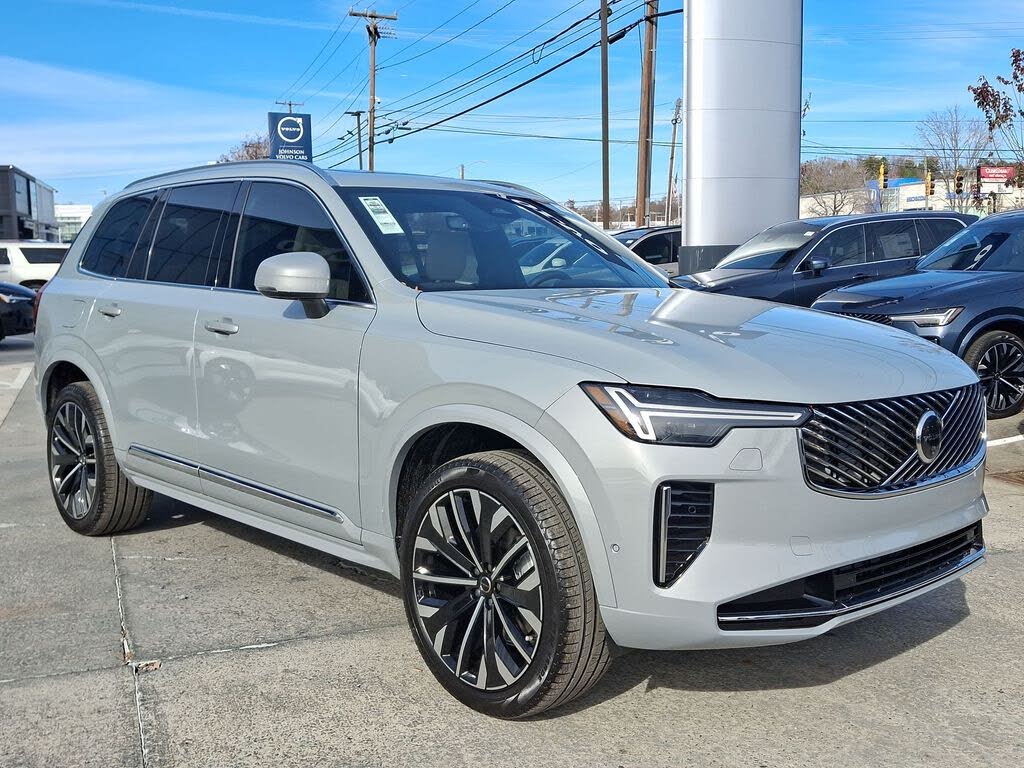 2026 Volvo XC90 B6 Plus 7-Passenger AWD