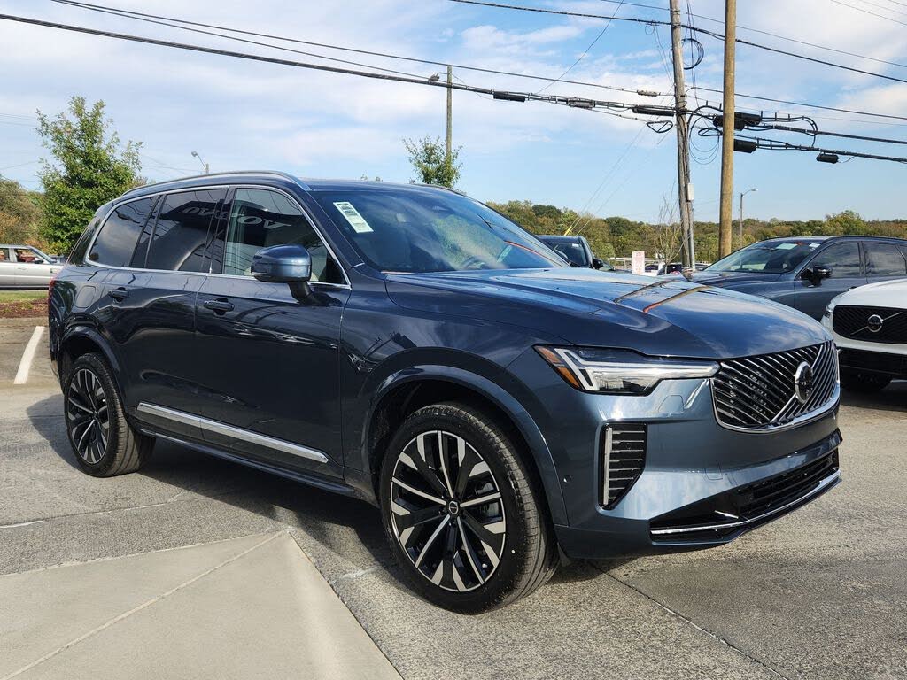 2026 Volvo XC90 B6 Plus 6-Passenger AWD