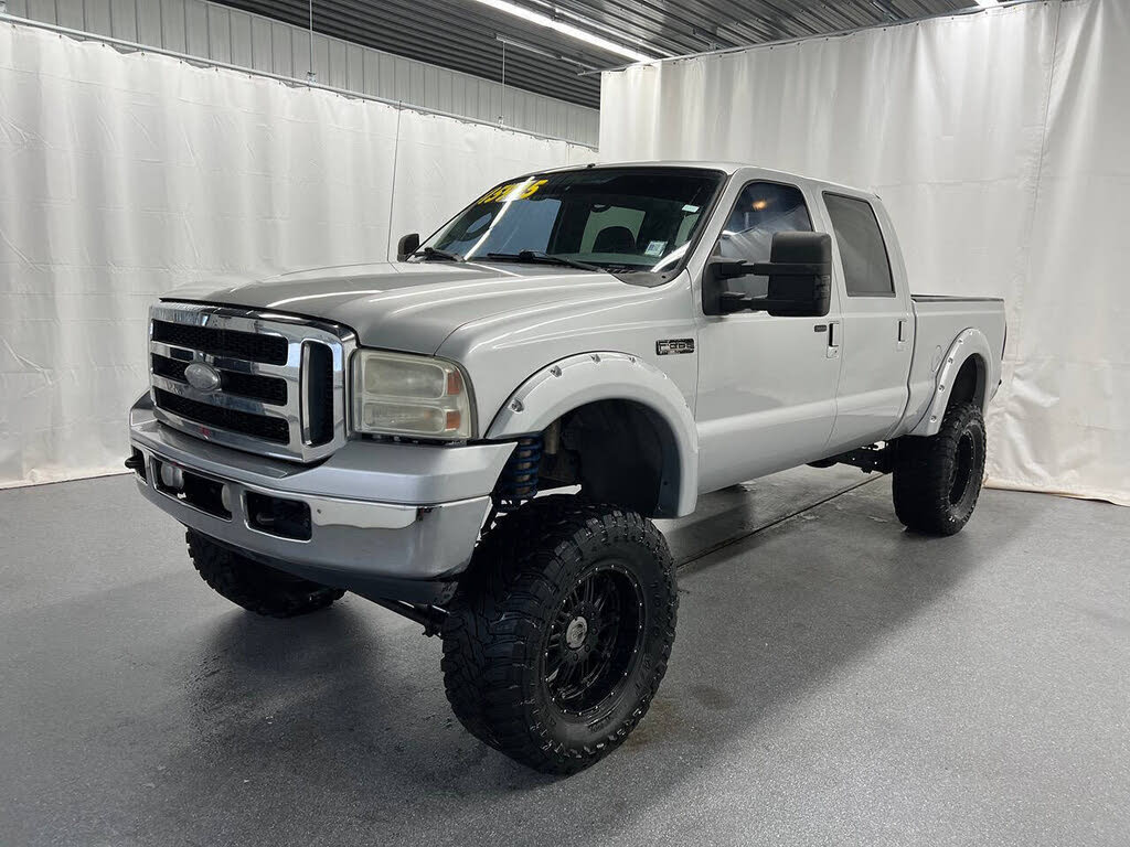 2006 Ford F-250 Super Duty Lariat Crew Cab 4WD
