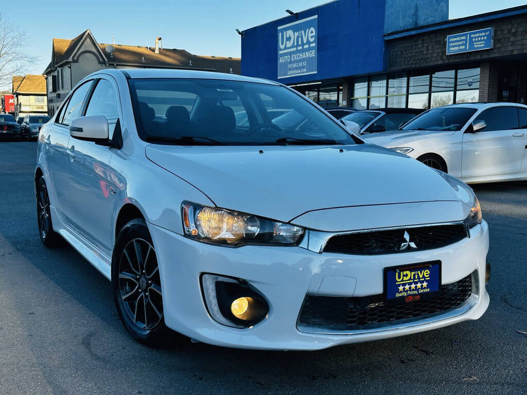 2017 Mitsubishi Lancer ES