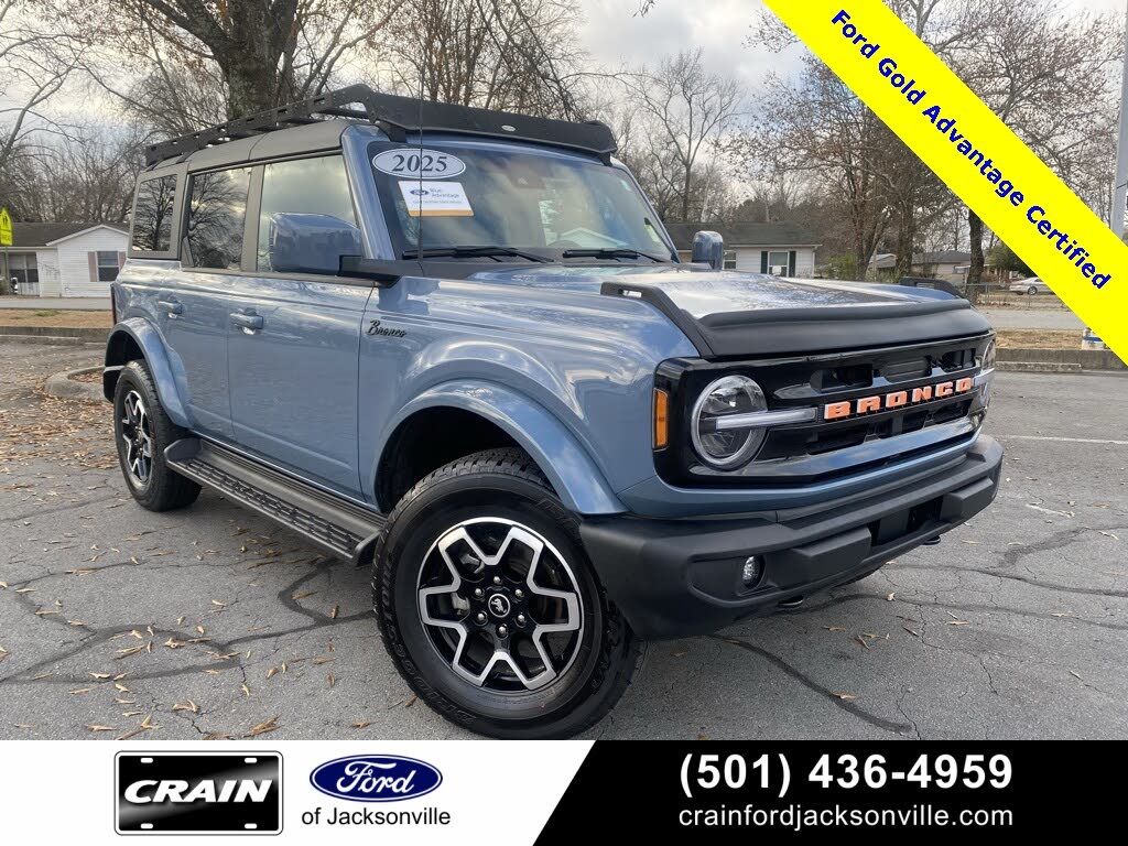 2025 Ford Bronco Outer Banks 4-Door 4WD