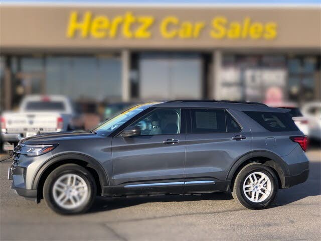 2025 Ford Explorer Active AWD