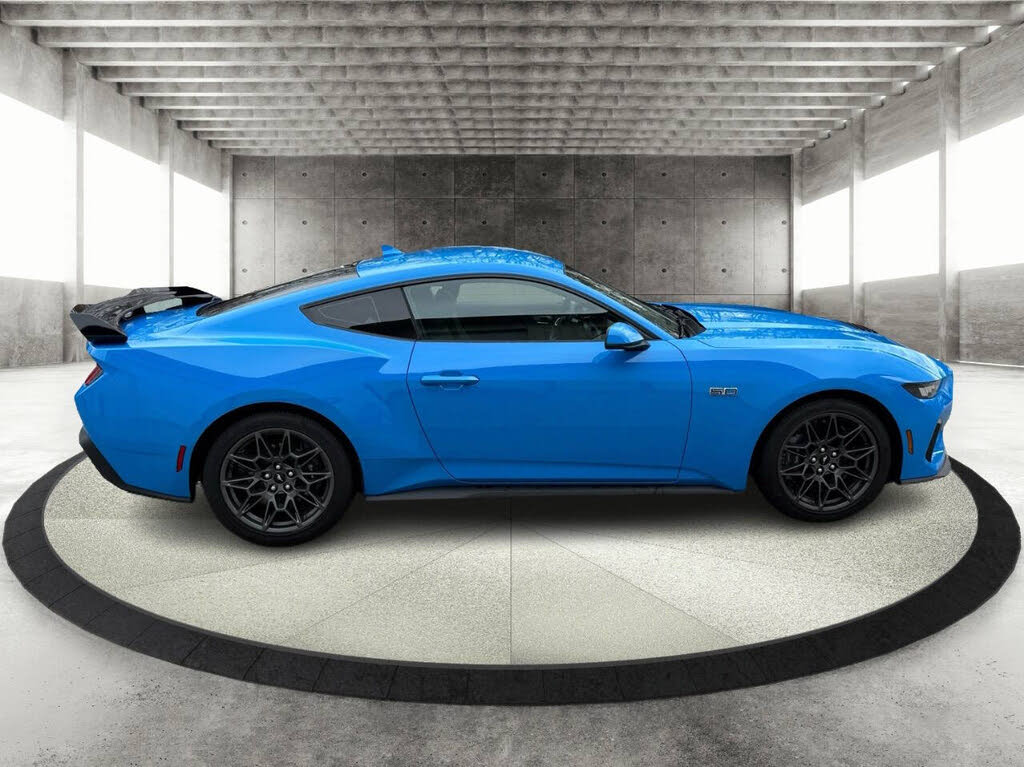 2025 Ford Mustang GT Premium Fastback RWD