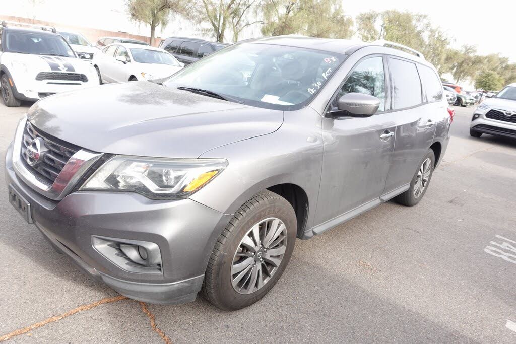 2017 Nissan Pathfinder SV 4WD