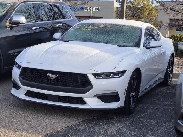 2025 Ford Mustang EcoBoost Fastback RWD