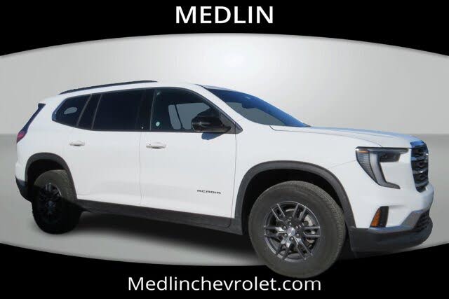 2025 GMC Acadia Elevation FWD
