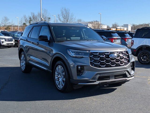 2026 Ford Explorer Platinum AWD