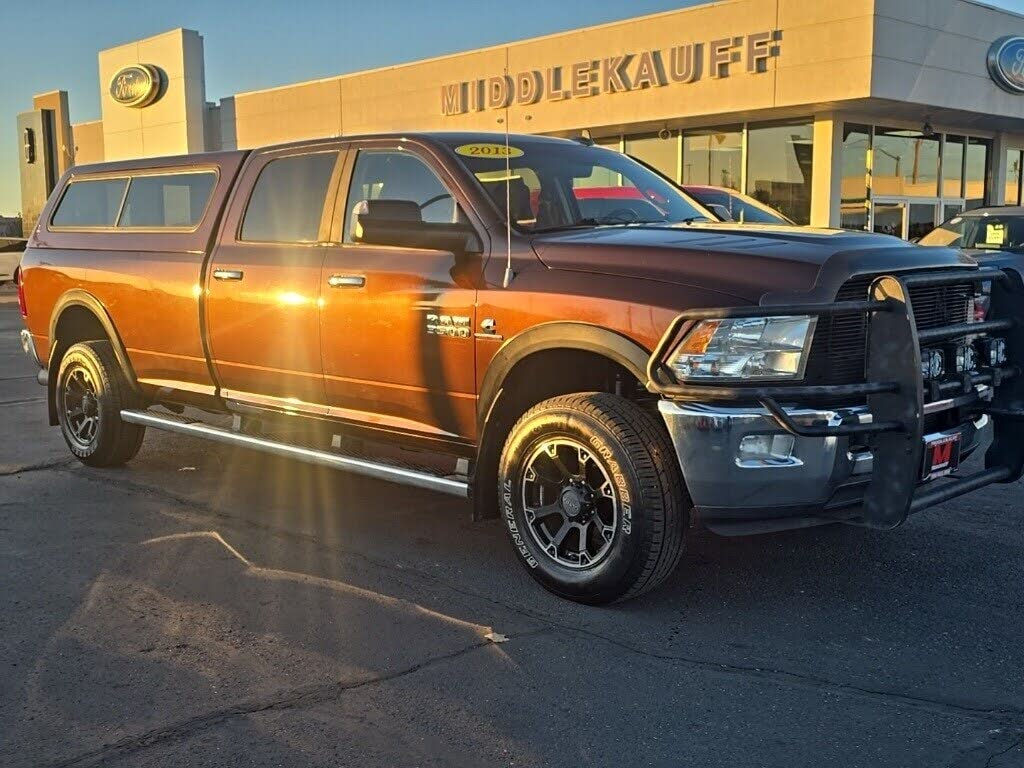 2013 RAM 3500 SLT Crew Cab LB 4WD