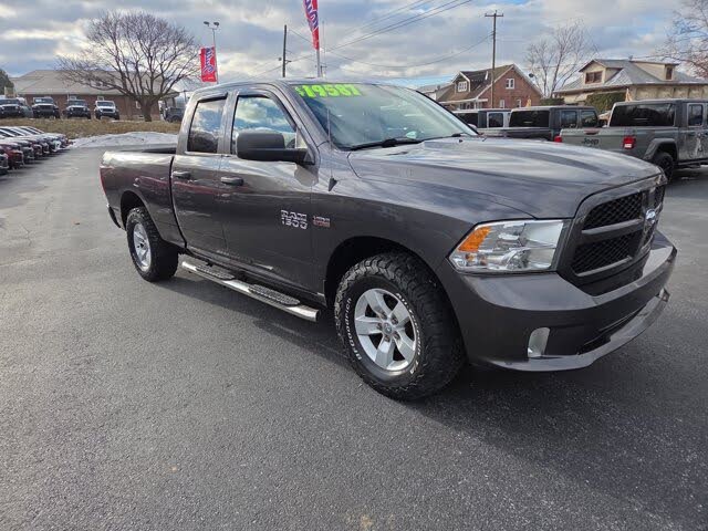 2017 RAM 1500 Express Quad Cab 4WD