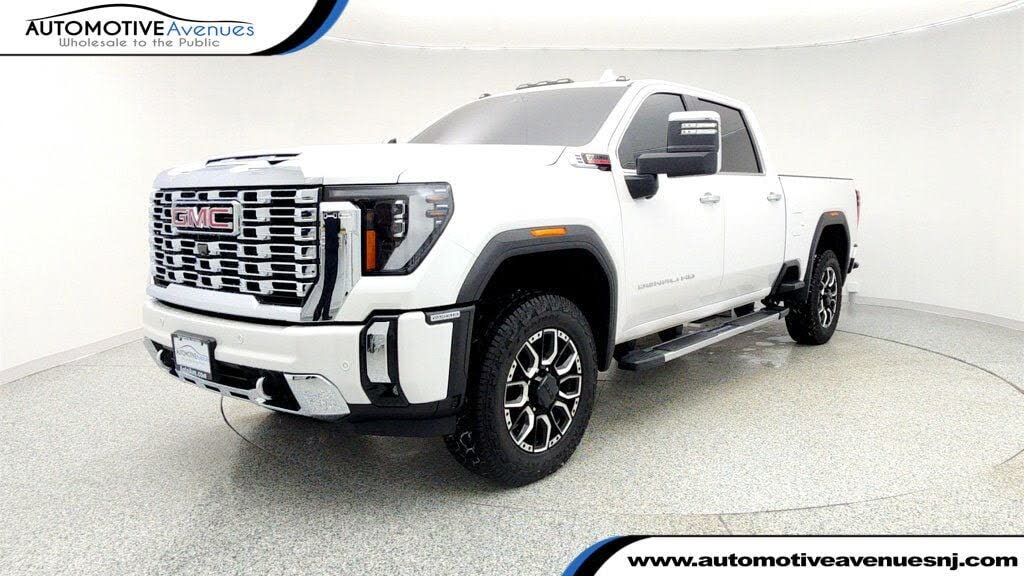 2024 GMC Sierra 2500HD Denali Crew Cab 4WD