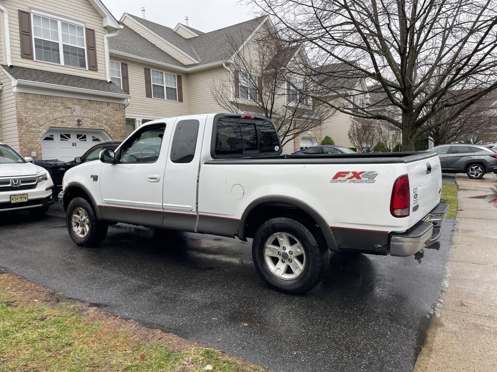 2002 Ford F-150 Lariat SuperCab 4WD SB