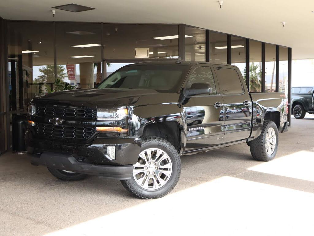 2018 Chevrolet Silverado 1500 LT Crew Cab 4WD