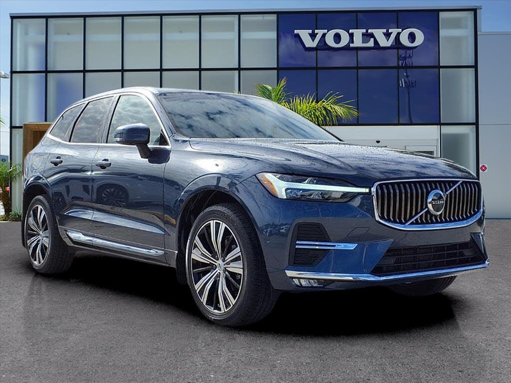 2023 Volvo XC60 B5 Plus Bright Theme AWD