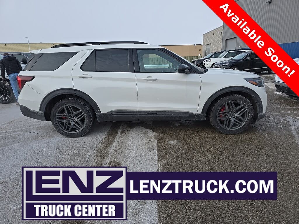 2025 Ford Explorer ST AWD
