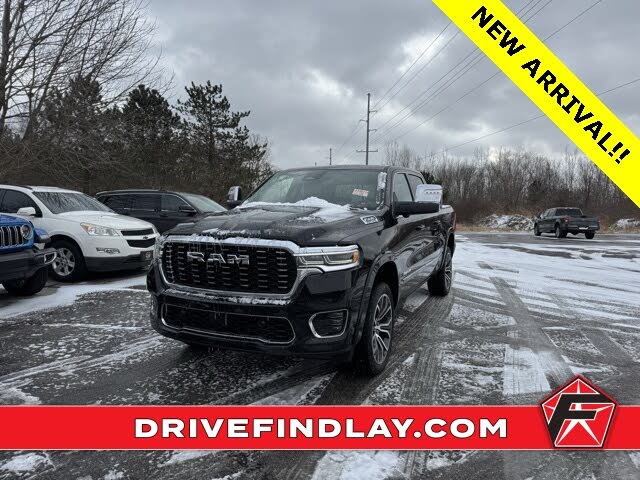 2025 RAM 1500 Tungsten Crew Cab 4WD