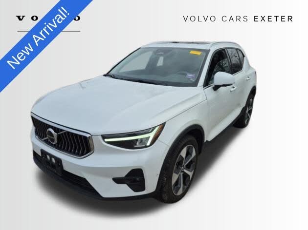 2023 Volvo XC40 B5 Plus Bright Theme AWD