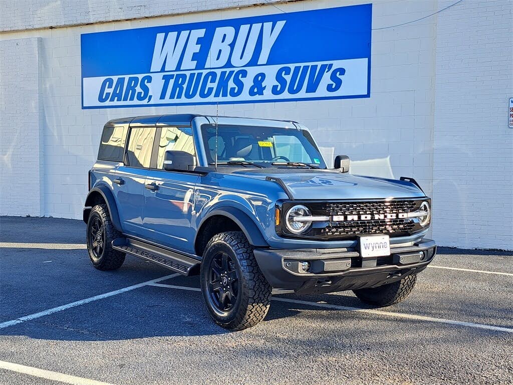 2025 Ford Bronco Outer Banks 4-Door 4WD