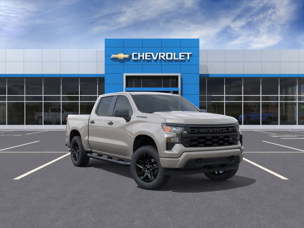 2026 Chevrolet Silverado 1500 Custom Crew Cab 4WD