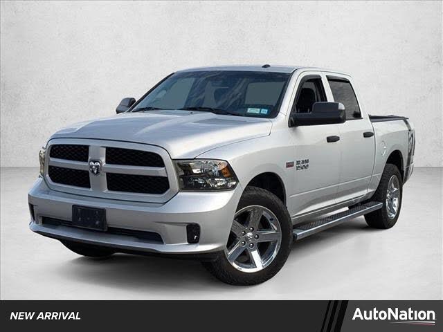 2016 RAM 1500 Express Crew Cab 4WD