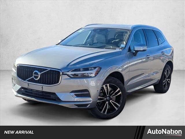 2018 Volvo XC60 Hybrid Plug-in T8 Momentum eAWD