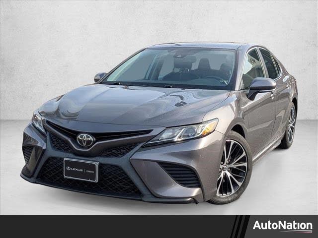 2019 Toyota Camry SE FWD