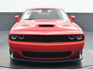 Dodge Challenger R/T Scat Pack RWD