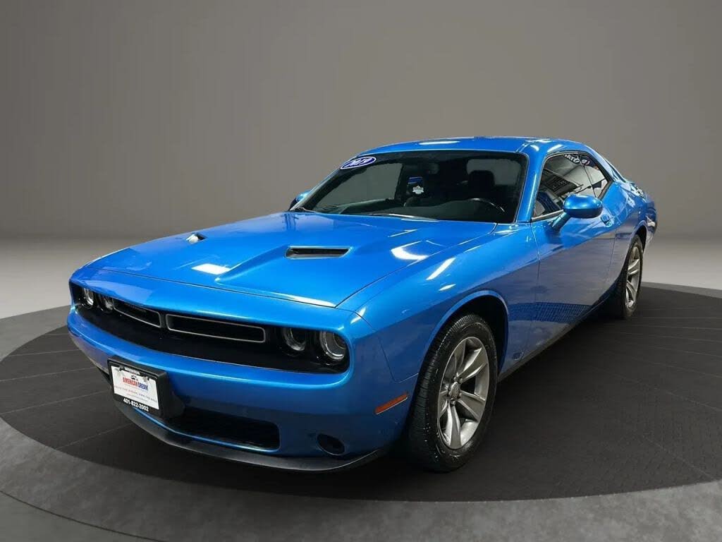 2019 Dodge Challenger SXT RWD