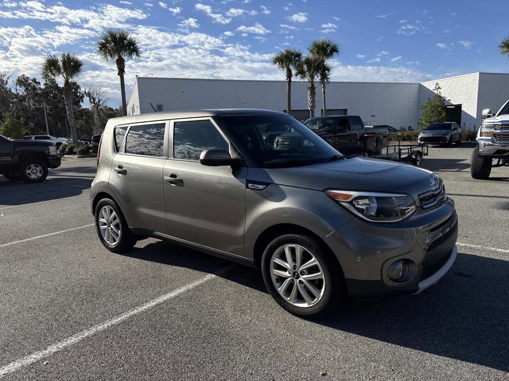 2019 Kia Soul + FWD