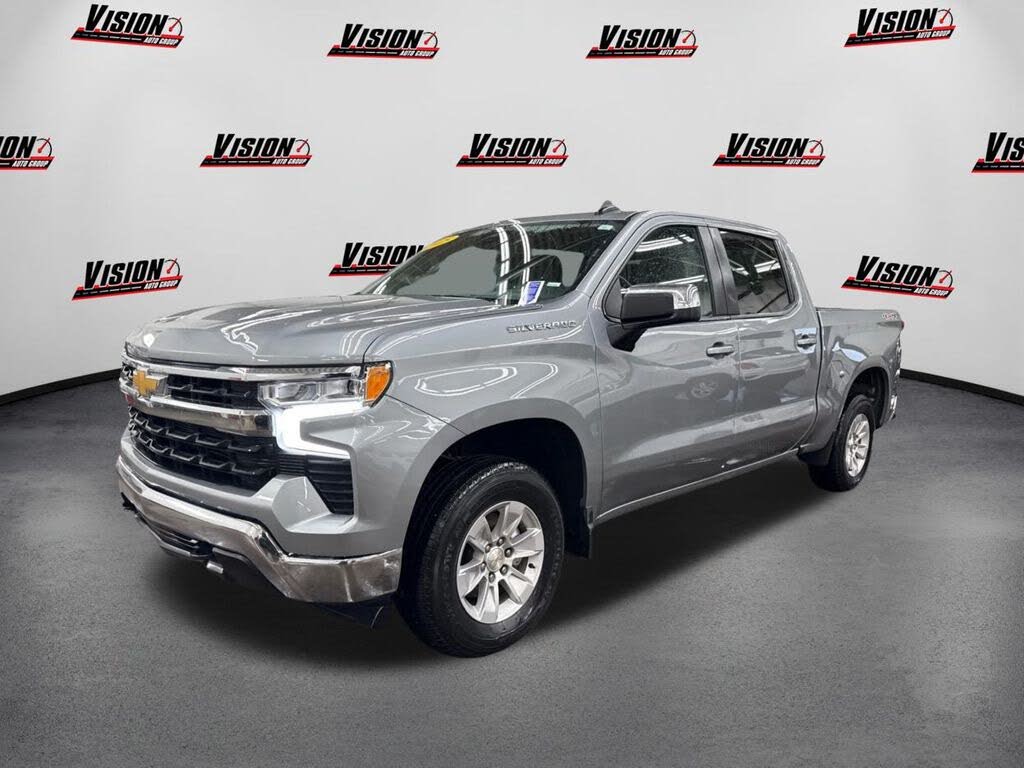 2025 Chevrolet Silverado 1500 LT Crew Cab 4WD