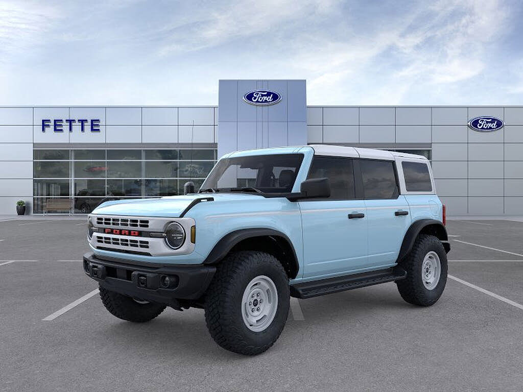 2025 Ford Bronco Heritage Edition 4-Door 4WD