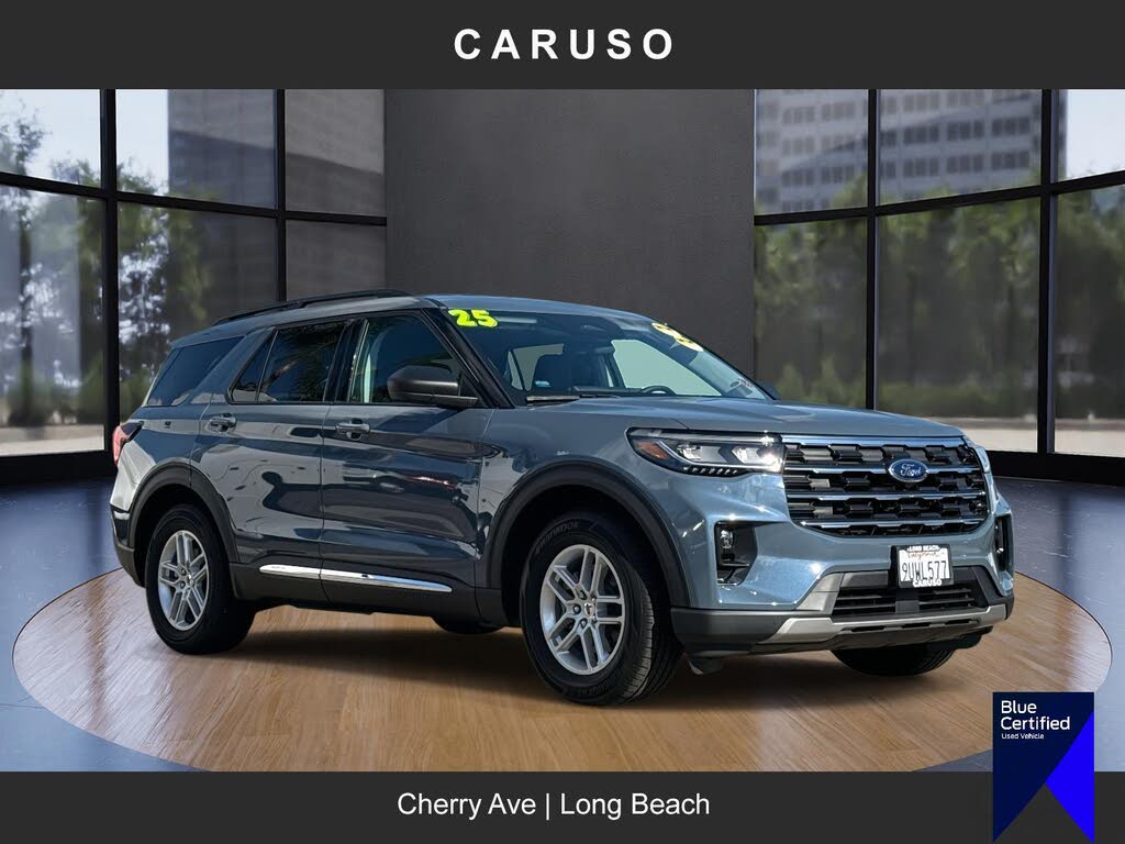 2025 Ford Explorer Active RWD