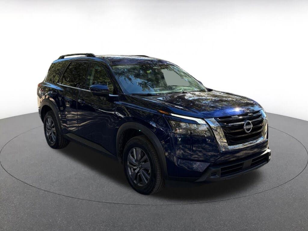 2025 Nissan Pathfinder SV FWD