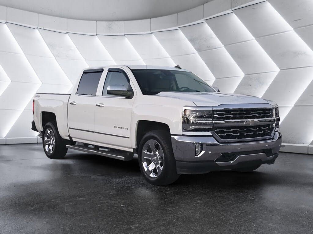 2017 Chevrolet Silverado 1500 LTZ Crew Cab 4WD