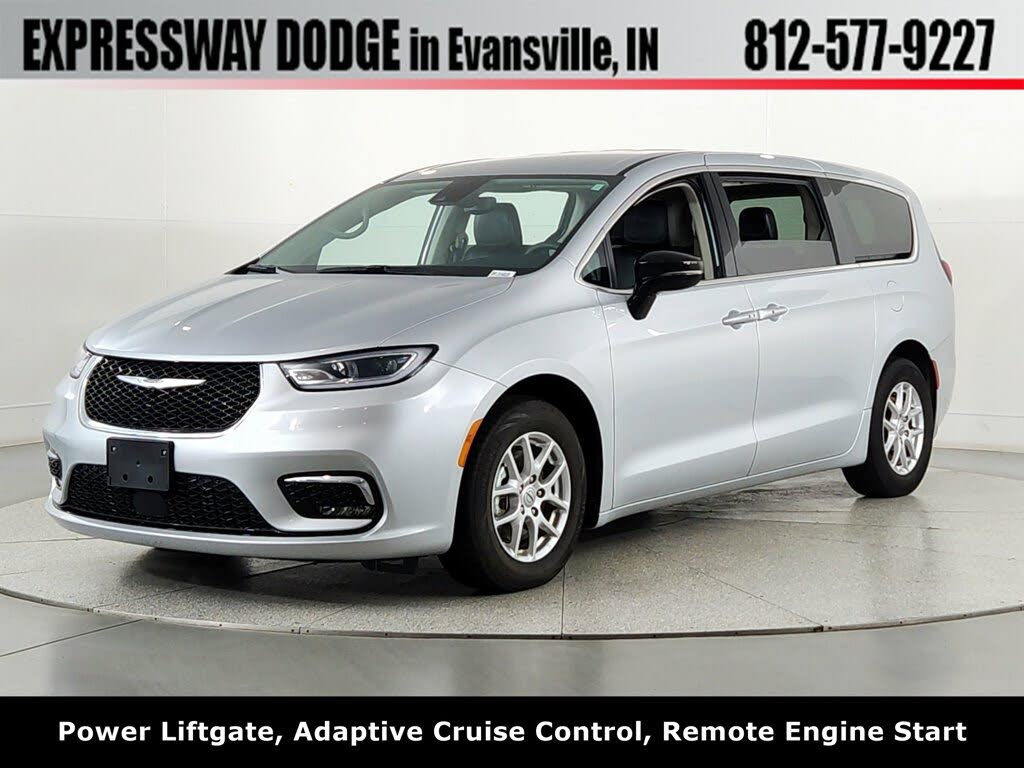 2024 Chrysler Pacifica Touring L FWD