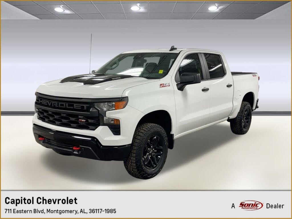 2025 Chevrolet Silverado 1500 Custom Trail Boss Crew Cab 4WD