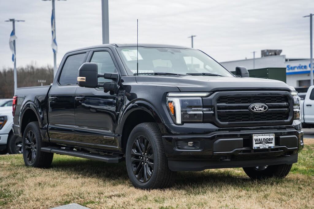 2025 Ford F-150 Lariat SuperCrew 4WD