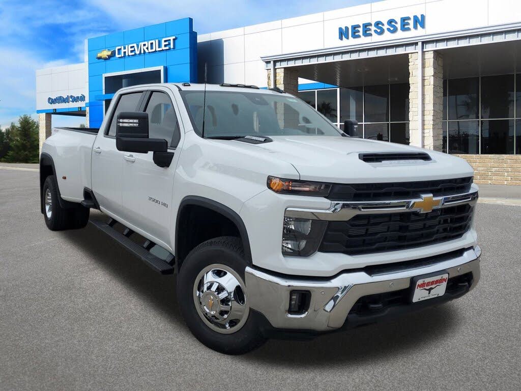 2026 Chevrolet Silverado 3500HD LT Crew Cab 4WD
