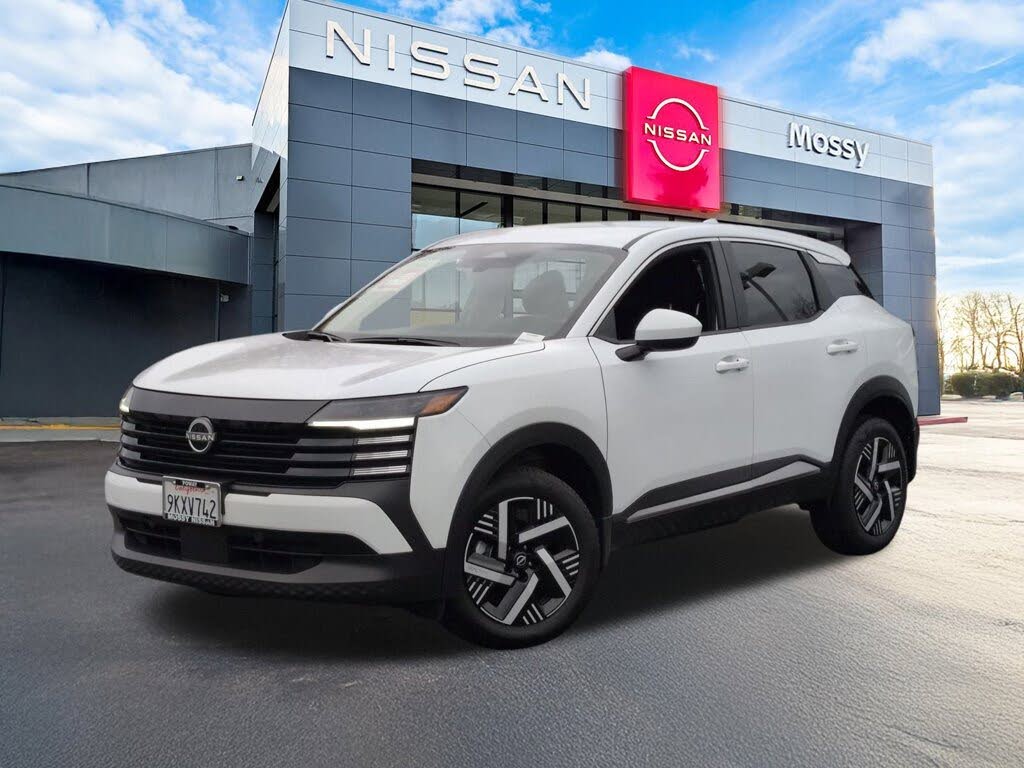 2025 Nissan Kicks SV FWD