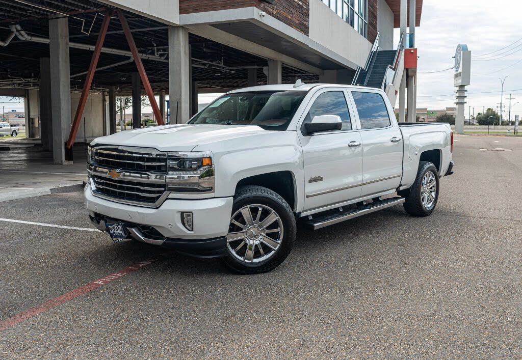 2017 Chevrolet Silverado 1500 High Country Crew Cab RWD