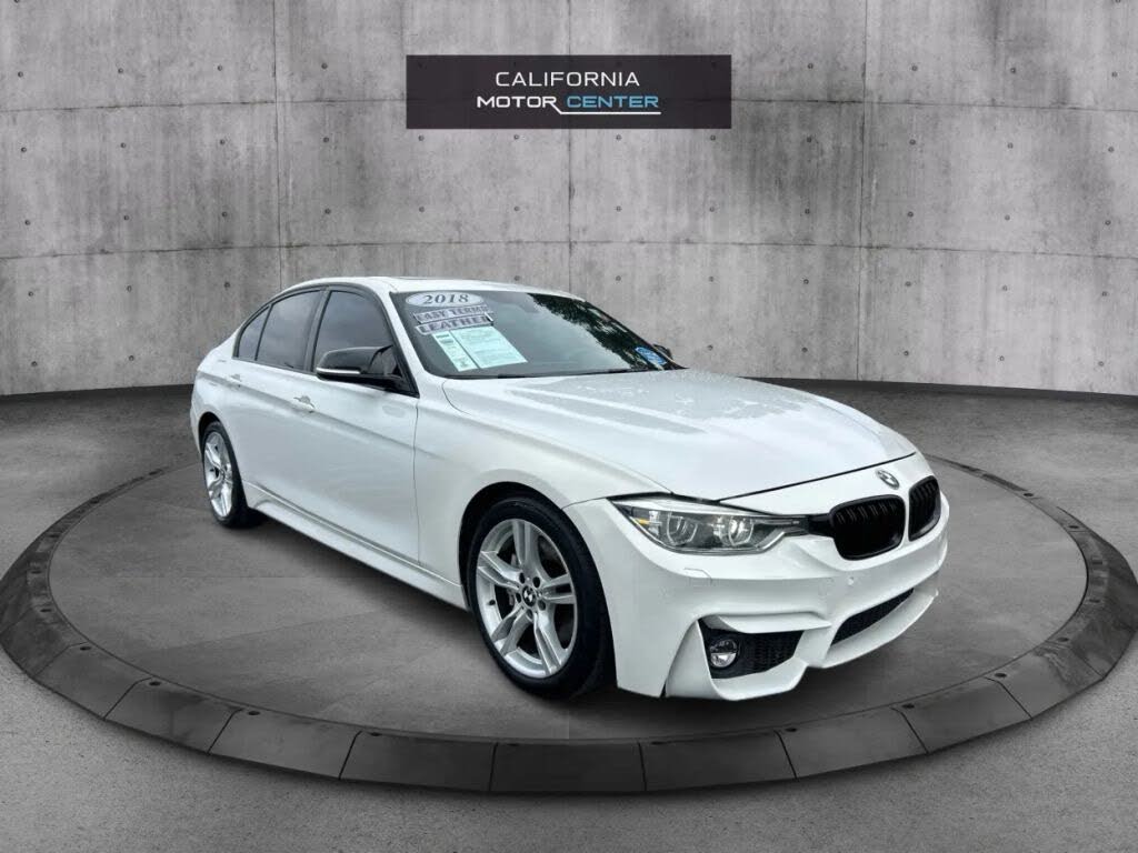 2018 BMW 3 Series 330i Sedan RWD