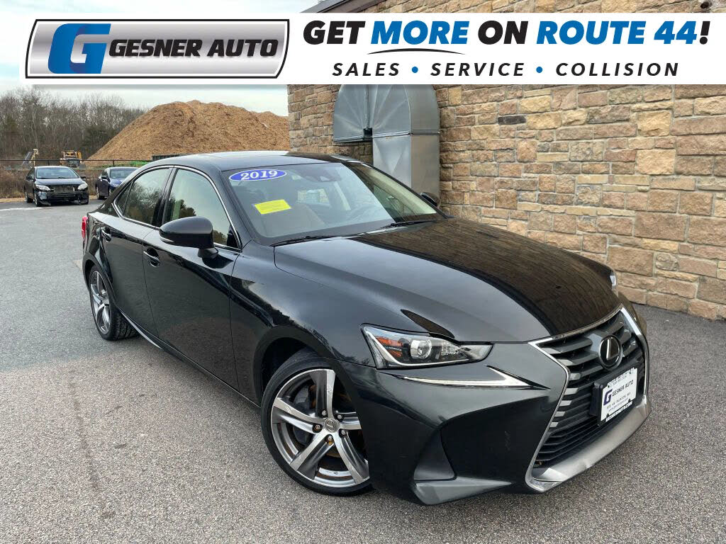 2019 Lexus IS 300 AWD