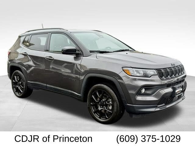 2023 Jeep Compass Altitude 4WD