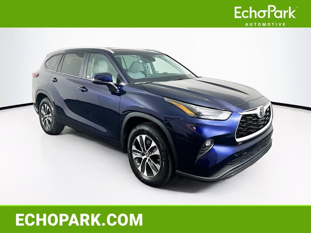 2025 Toyota Highlander XLE FWD